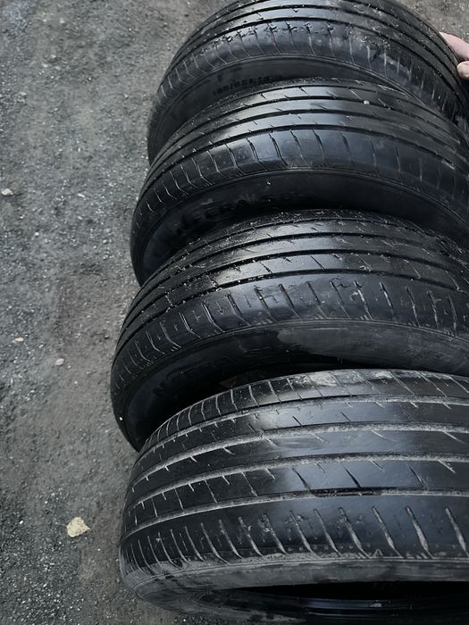 Продам комплект летней резины 185/65/15 год 21