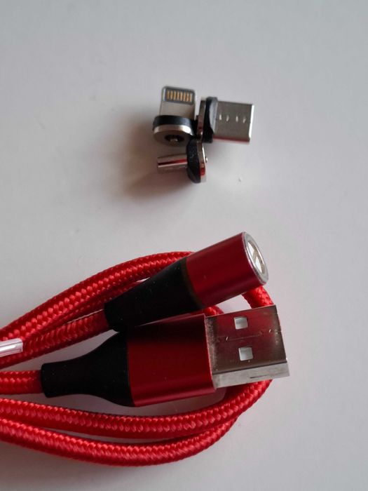 USB кабел за зареждане на телефон,магнитен светещ USB конектор,1 и 3м.