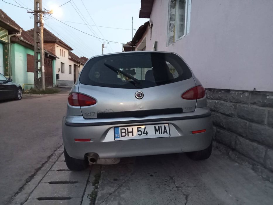 Mașină ,,Alfa Romeo”