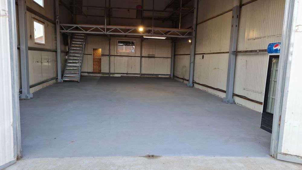 Închiriez hala 125mp depozitare / activități mici in Vârteju Magurel