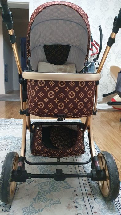 Детская коляска новая