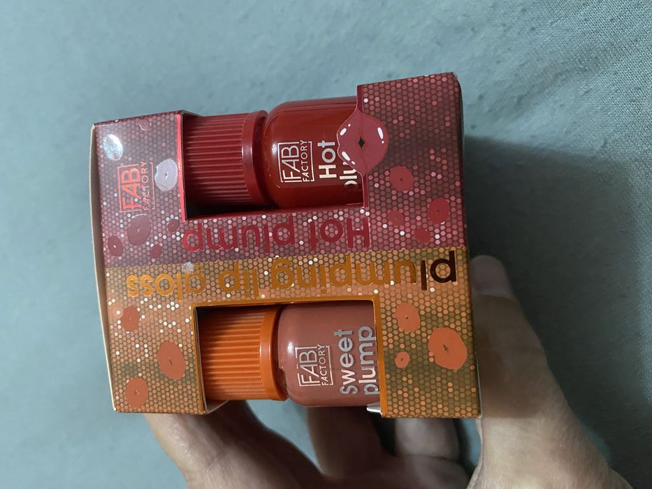 Plumping lip gloss Fab Factory