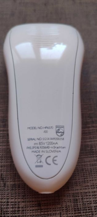 Епилатори PHILIPS SatinPerfect HP 6570/00 и PHILIPS BRE 225