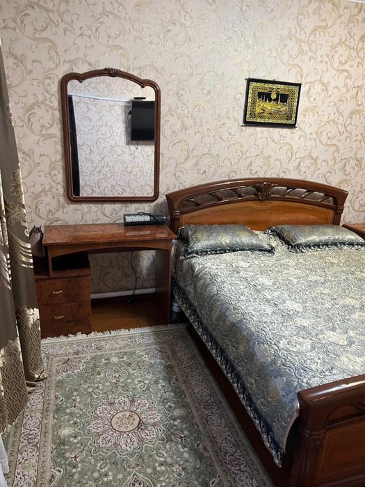 Продам спальный гарнитур