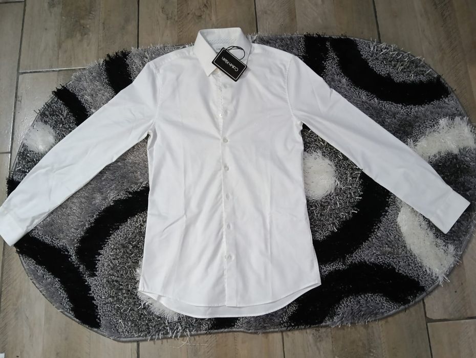 Vând  cămașă  ck