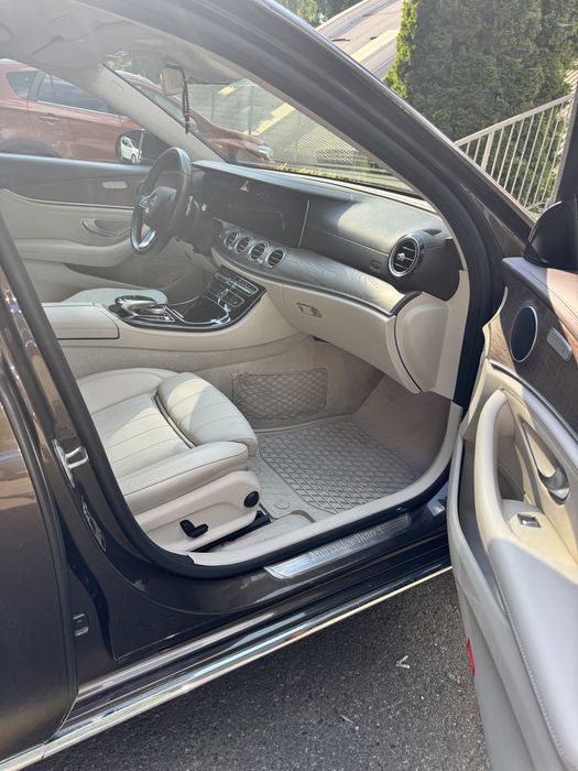 Mercedes E-Klasse