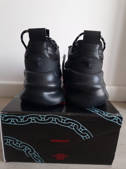 Versace Chain Reaction - Negri - Marimea 41 - Cadoul Ideal - Urgent