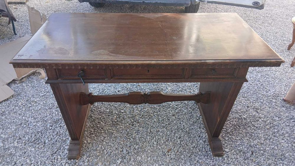 Birouri ani 60 - 70