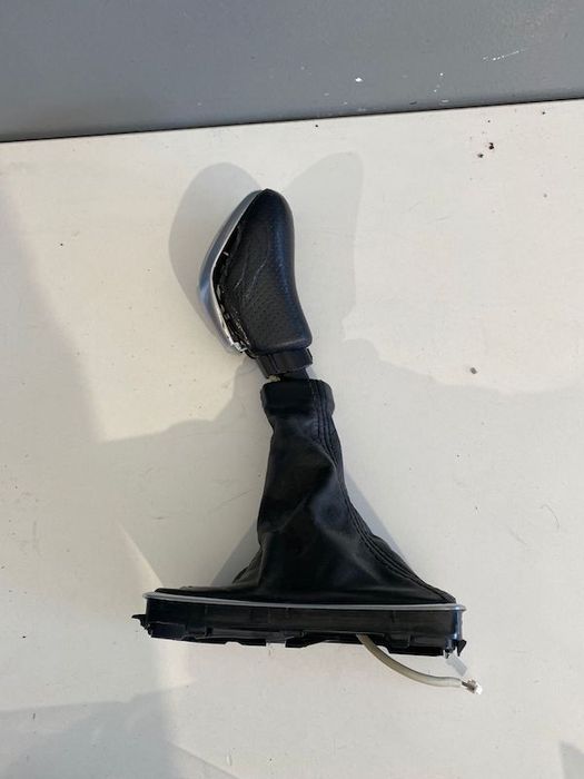 Nuca schimbator viteze VOLVO V40 2012-2019