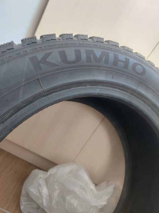 Шина Kumho 225/55/17