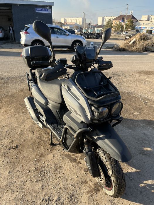 Скутер Tank sport 150