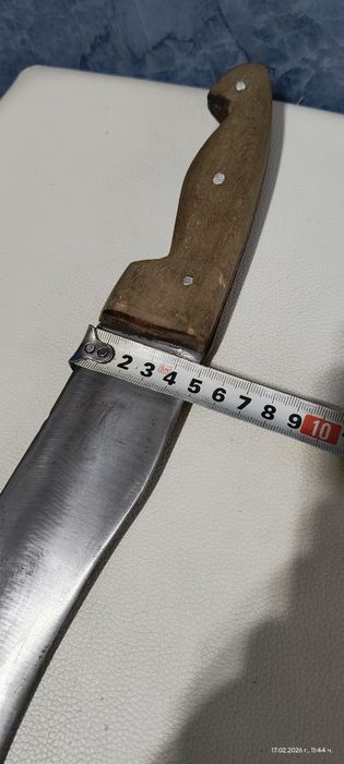 Стар голям, масивен нож 37см.