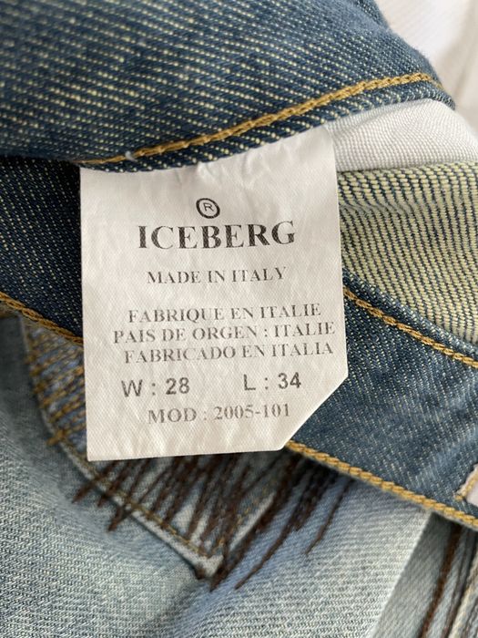 Iceberg Jeans noi cu broderie 28/34