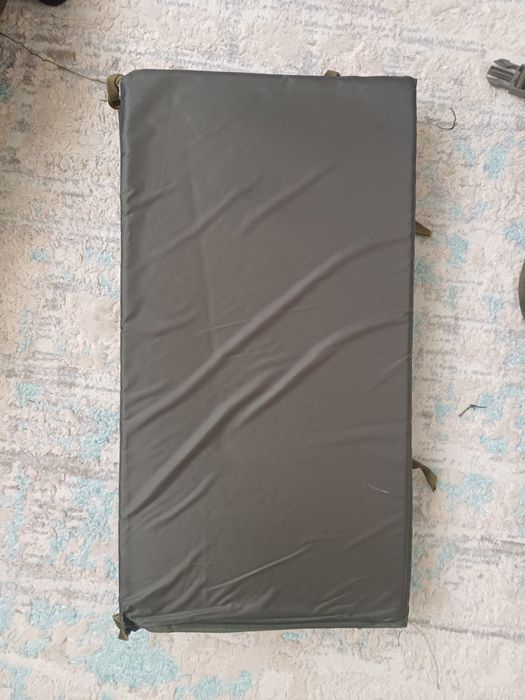 Каримат, спальный мешок