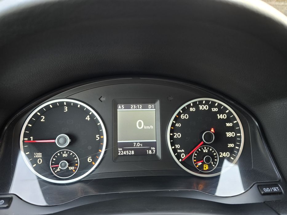 Vw Tiguan R-Line 2L Diesel Automată dsg 4-Motion  Euro 5