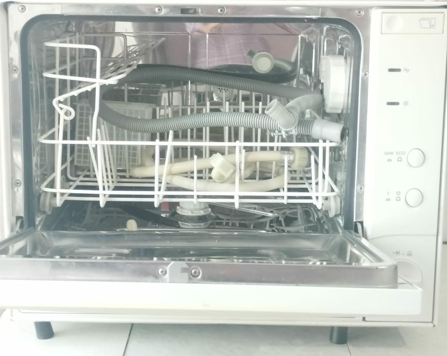 Посудомойка Zanussi