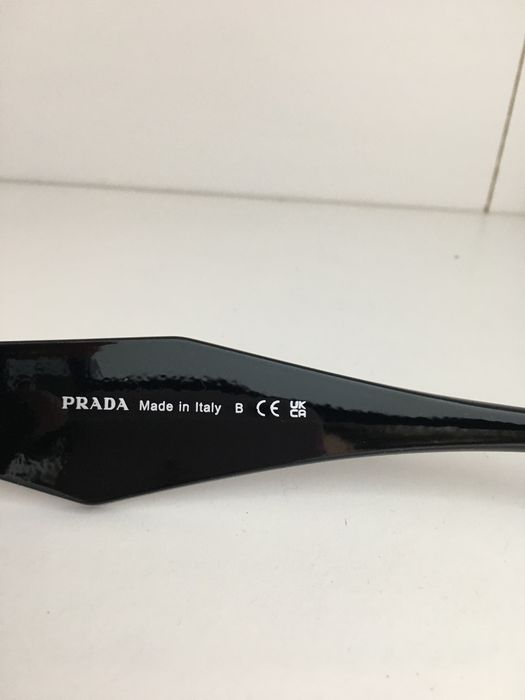 Ochelari de soare Prada