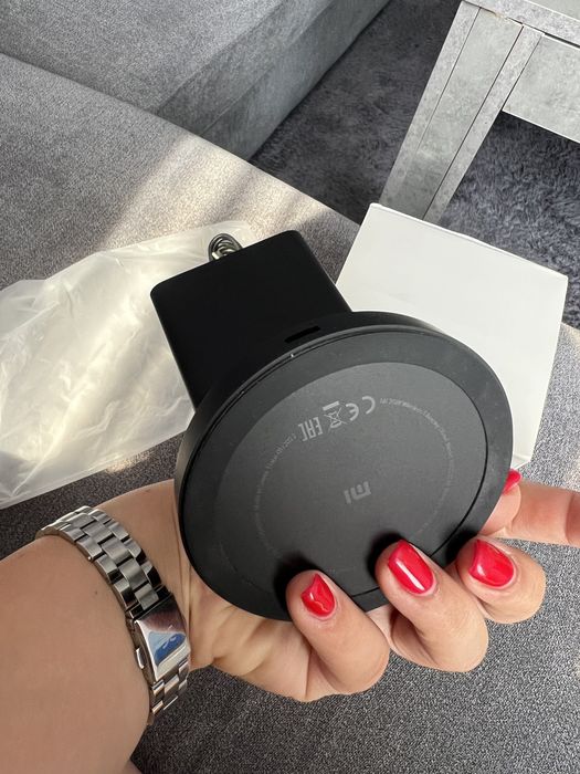 Xiaomi mi 20W wireless charging stand, стойка с безжично зареждане
