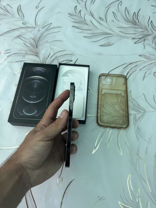 Продам Телефон Айфон 12 Pro 128Gb