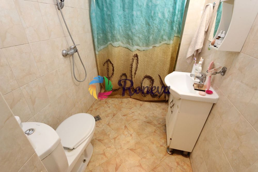 Продава се Двустаен апартамент в Варна, Възраждане 1 - 63 кв.м за 1540 €/кв.м - Снимка #4