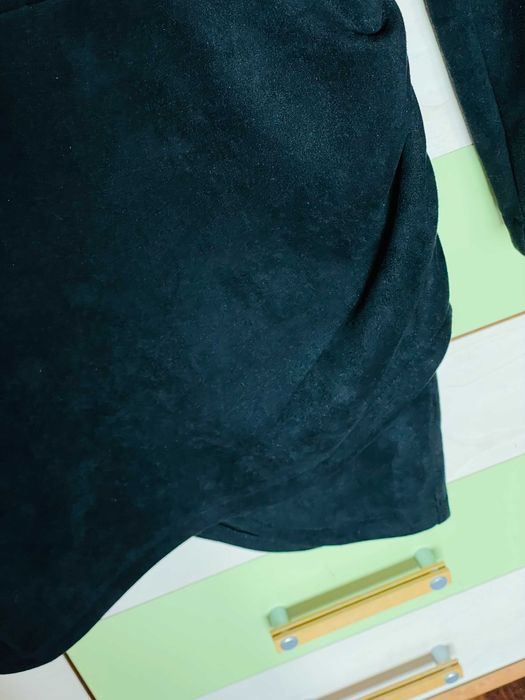 продам маленькое черное платье