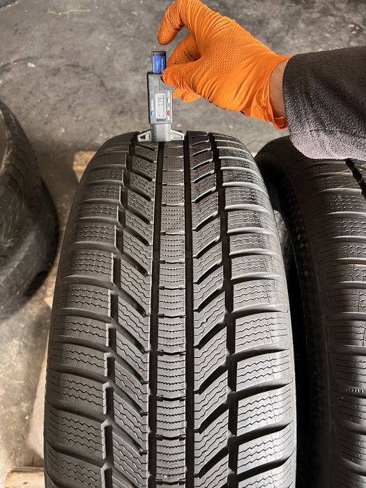 2 anvelope iarna ca NOI 235/55/19 , Continental , DOT 2022 , 7.8 mm