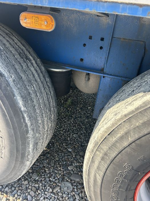 Semi remorca Box , Acerbi -Viverti ,An 2007,punti BwP, pe Discuri