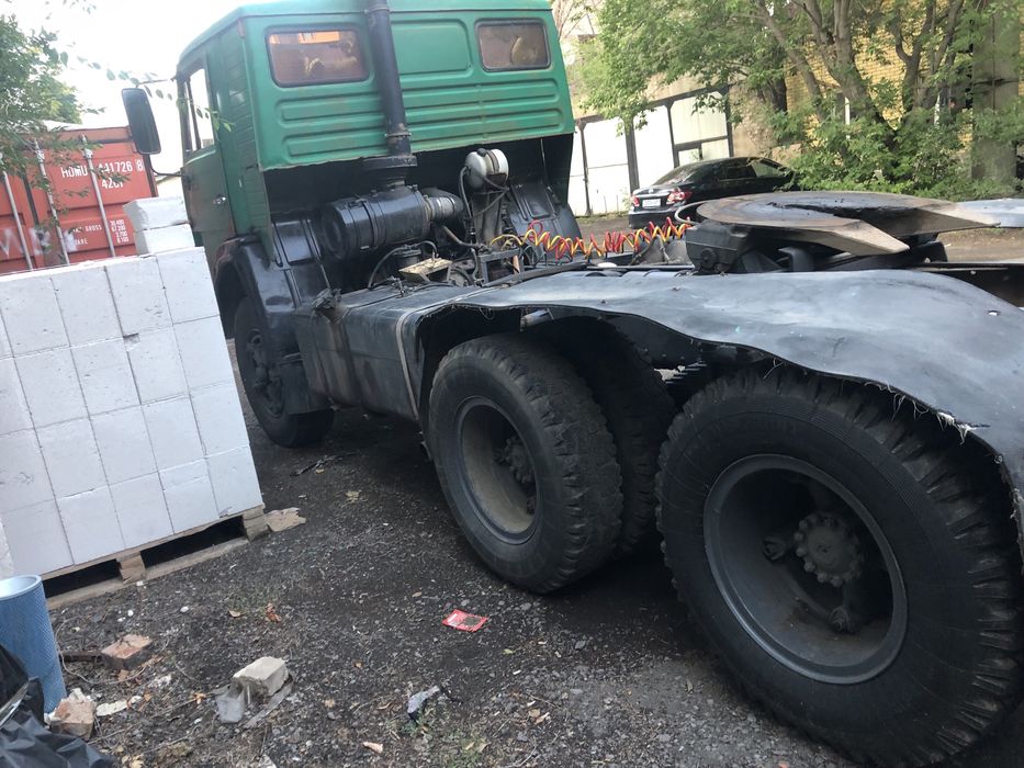 Продам камаз тягач