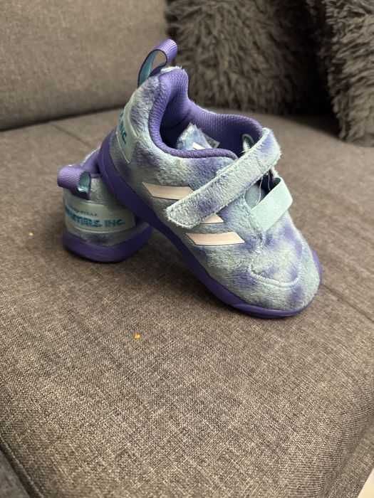 Детски маратонки.Adidas. В отлично състояние. Закупени от Германия.