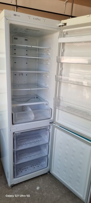 Халаделник самсунг сотилади