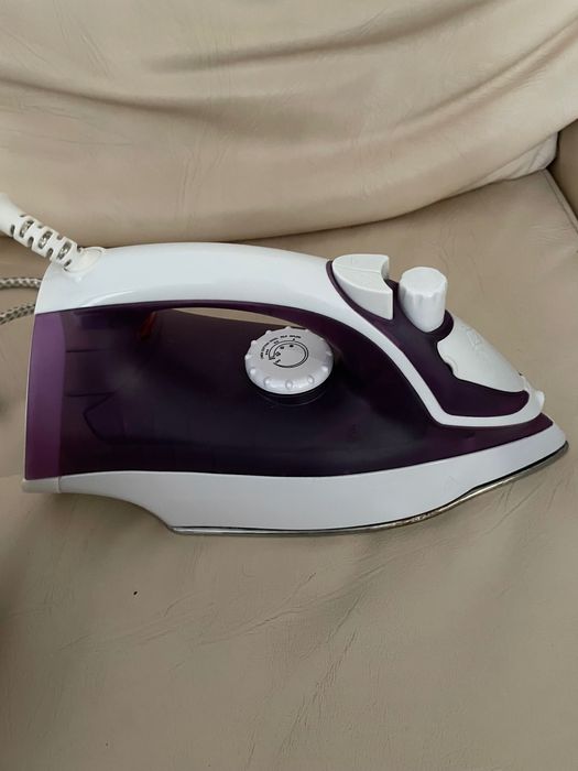 Fier de călcat în stare buna