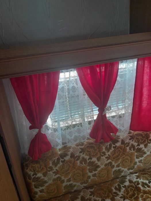 Седем метрова каравана с две оси и две спални