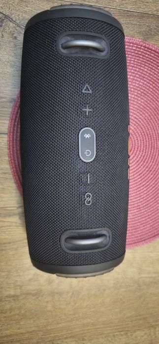 Тон колона jbl xtreme 3. Използвана само веднъж!!!