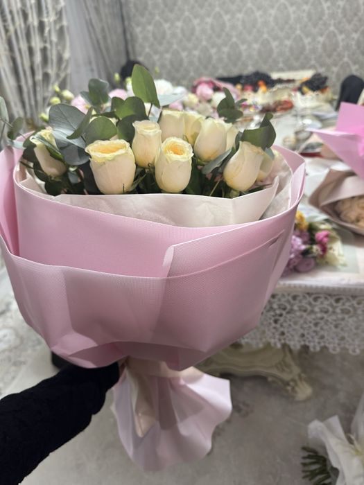 Свежие букеты цены разные !