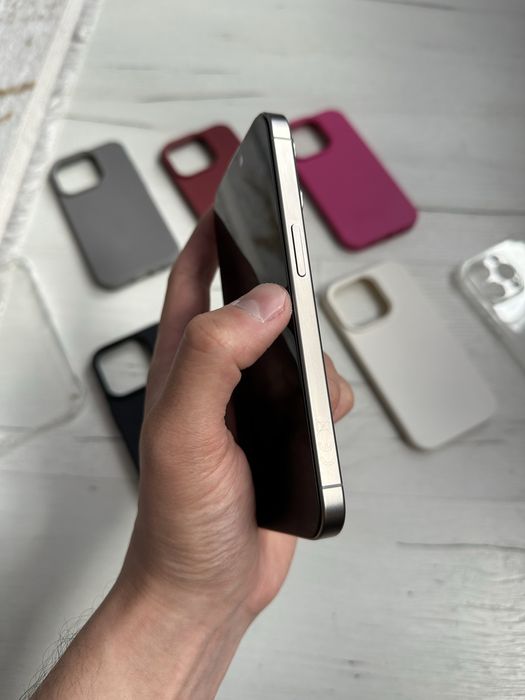 Iphone 15 pro продам