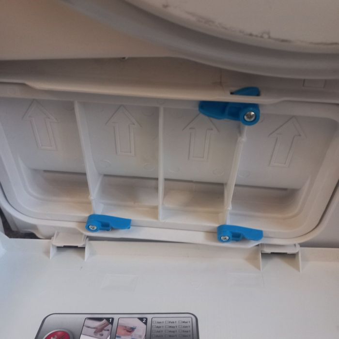 Сушилня Ariston hotpoint - НОВА