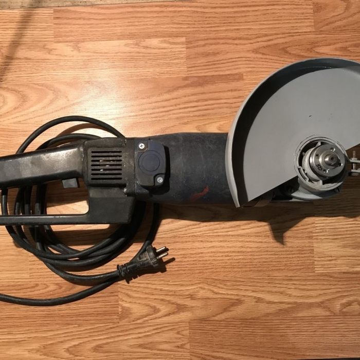 Болгарка Лепсе 230