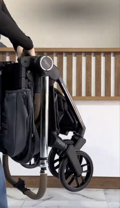 Коляска детская универсальная