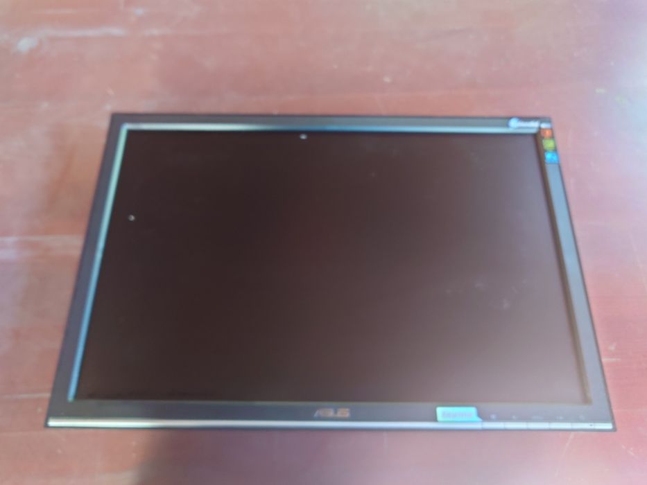 Монитор Asus LCD