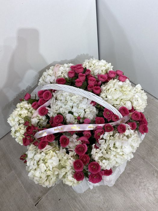 Корзина гортензия и спрей