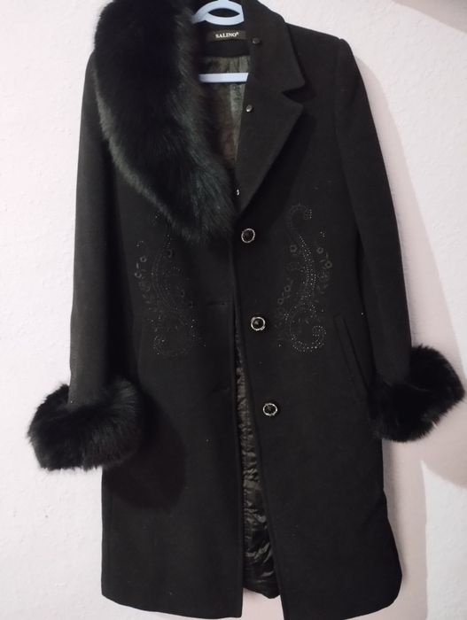 Ayollar ustki kiymi palto va koja kurtka