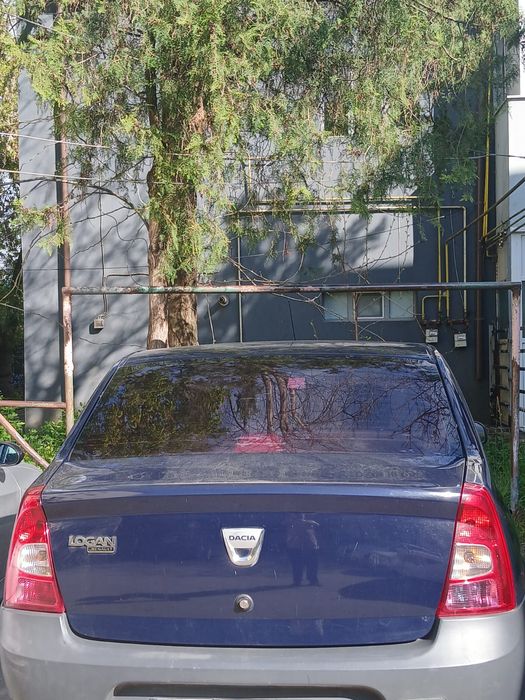 Vând Dacia Logan  1.4
