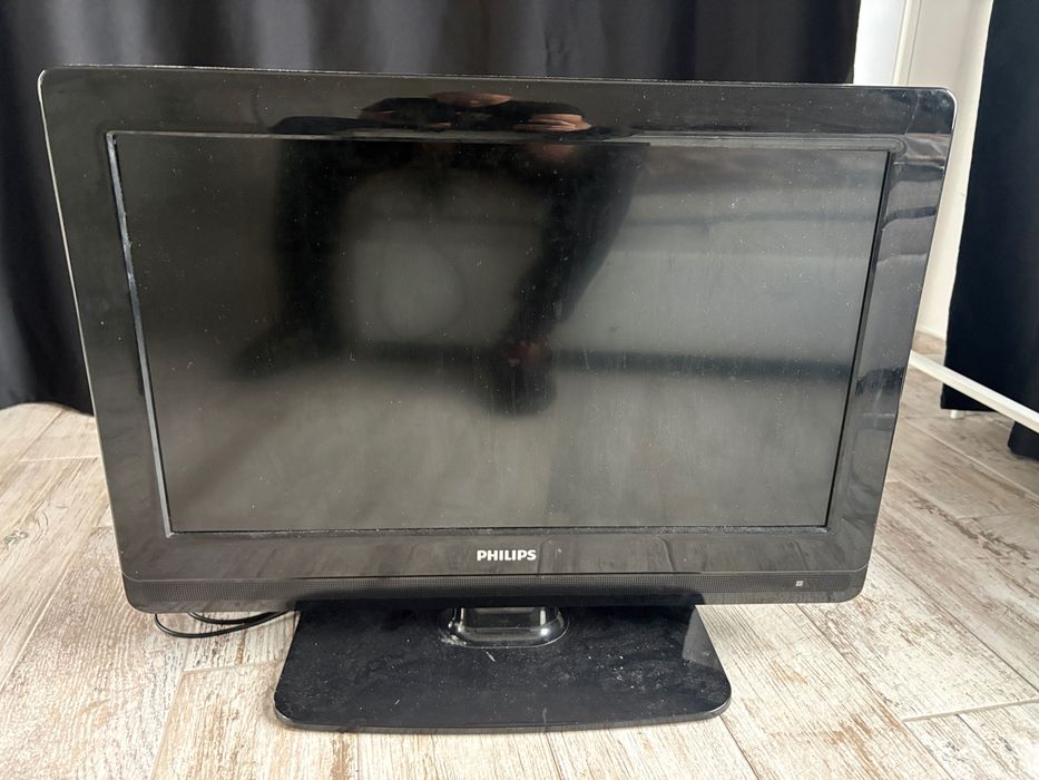 Телевизор Philips LCD, 66 см(26”)