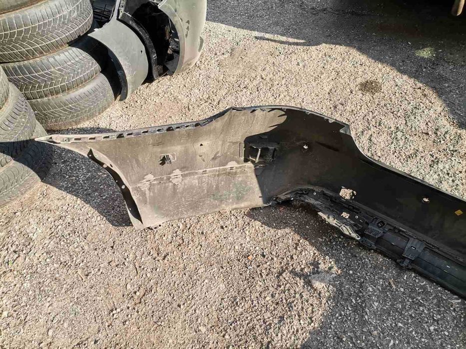 Задна броня Mercedes E 212 sedan