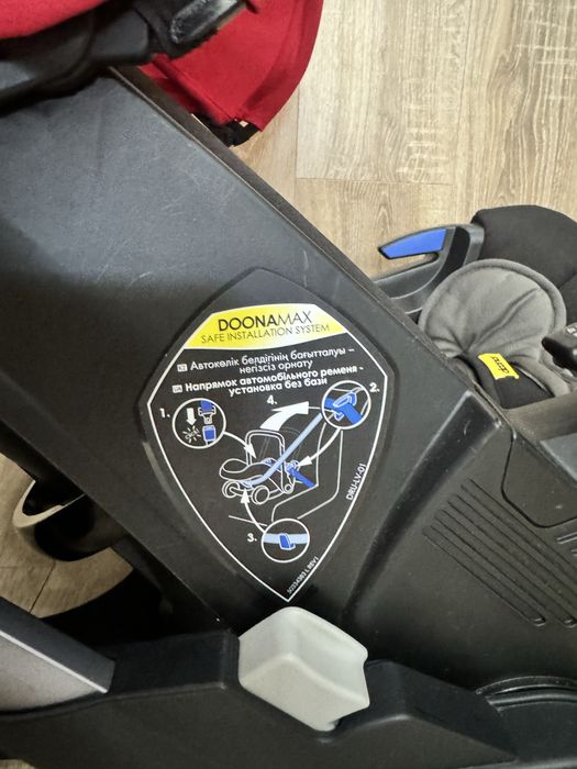 Коляска-автокресло фирмы Doona