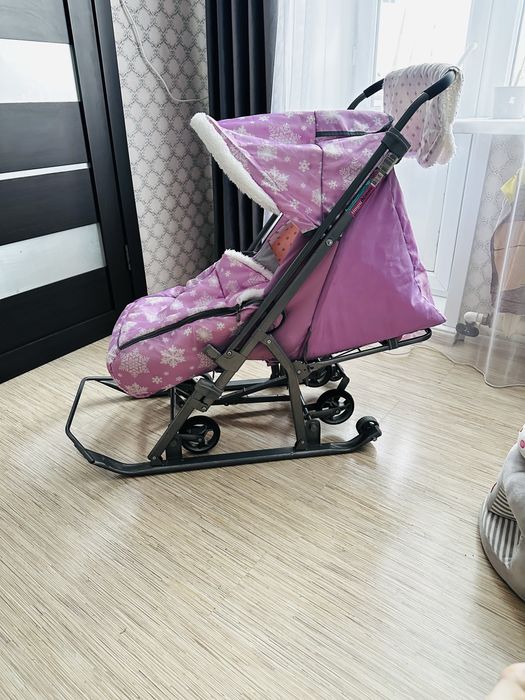 Продаю санки -коляска