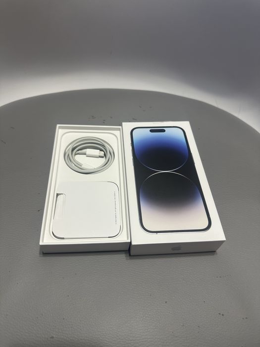 Продам официальный IPhone 14 Pro 256 gb.