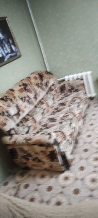 Диван и кресло б/у