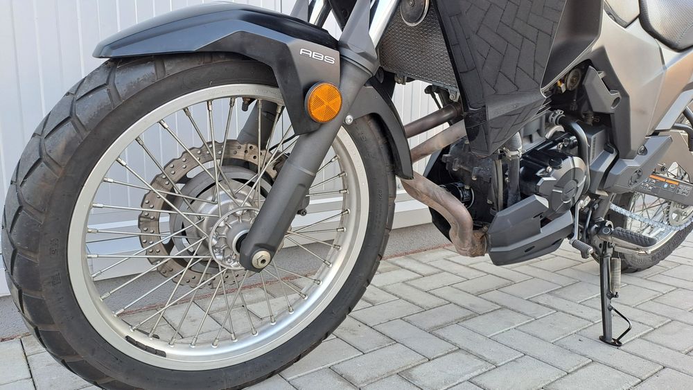 MotoFly Ploiesti vinde Kawasaki Versys-X 300 abs 2019 categ A2