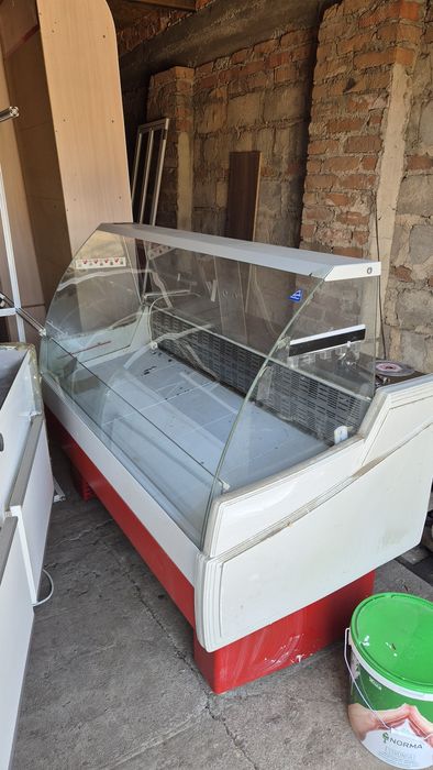 Холодильник б/у продам срочно